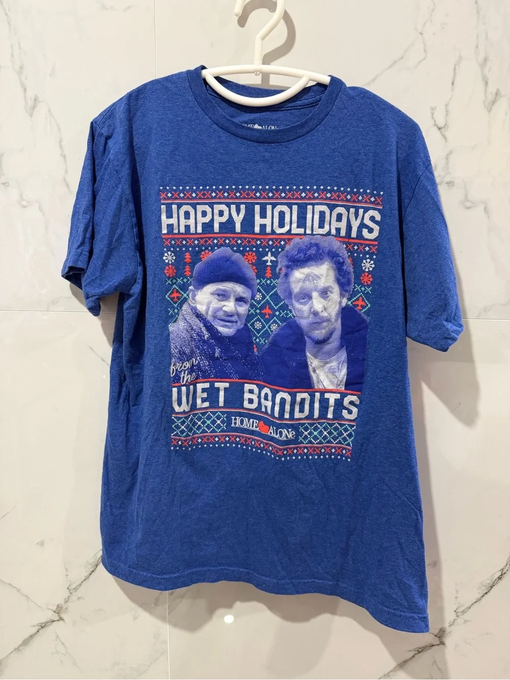 HOME ALONE THE MOVIE  Holiday Graphic Tee - 'Happy Holidays' Wet Bandits Desig